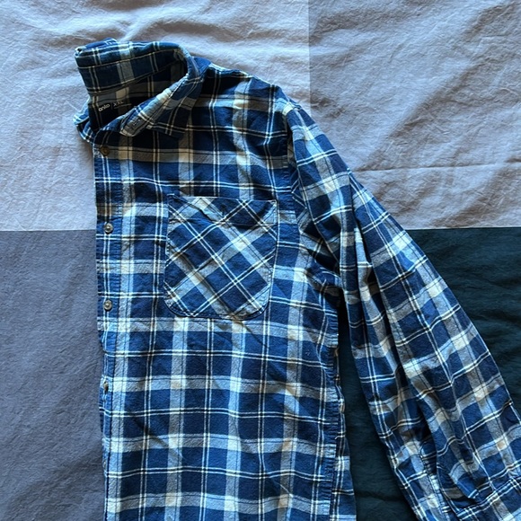Blue/Gray “anko” button down flannel - Picture 3 of 7